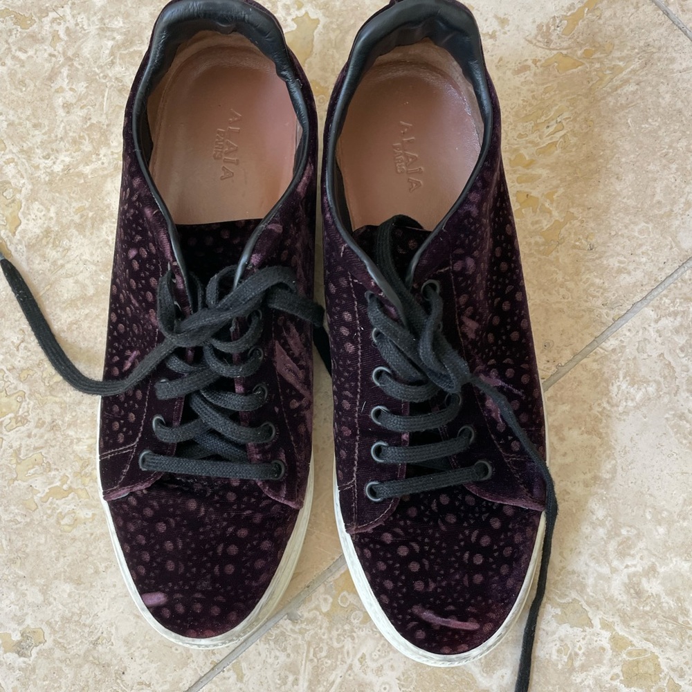 Alaia Paris Velour Aubergine Sneakers 41
